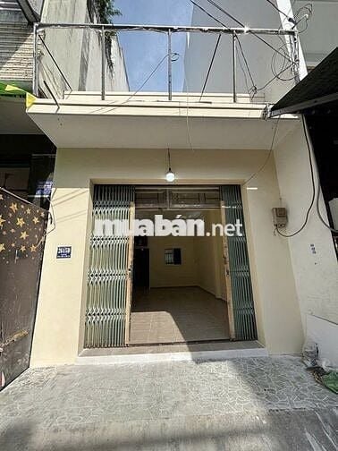CHo thuê nhà hẻm đường Lê văn quới 4x20m cấp 4 gần chợ đông đúc