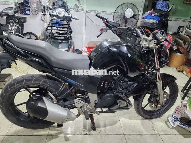 Yamaha Fz16 BSSG giá 11tr5. Có fix ae thiện chí