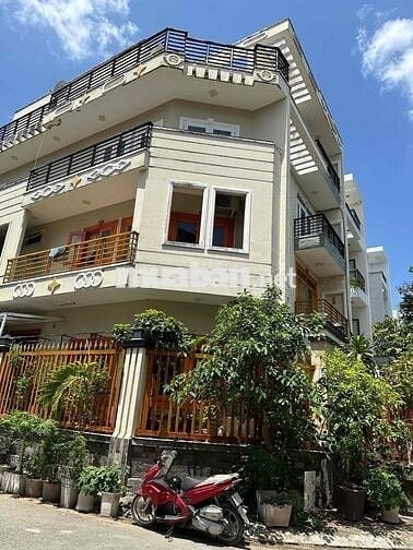Bán Căn Biệt Thự 2 mặt tiền khu dân cư Intresco Bình Hưng Bình Chánh