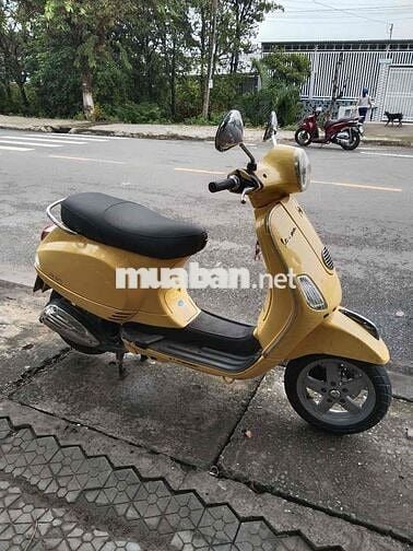 Vespa fi tiết kiệm xăng máy êm giấy tờ đầy đủ