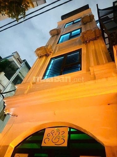 Bán gấp nhà phố Kim Hoa, nhà đẹp hiện đại, có thang máy