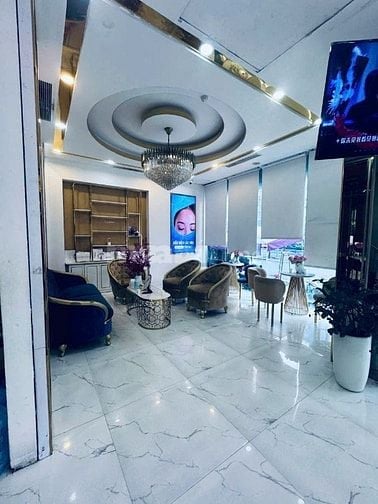 Cho thuê nhà mặt tiền Nguyễn Đình Chiểu, P.Đakao, Q.1 giá 125tr