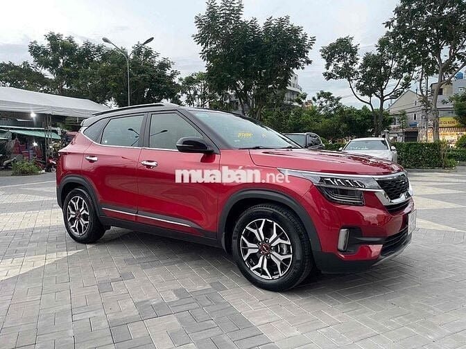 Kia Seltos 2022 Premium 1.6 AT - 9916 km