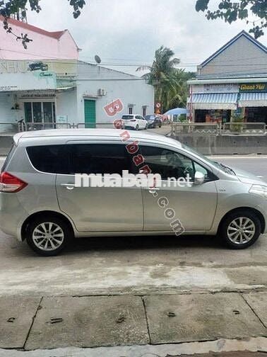 Suzuki Ertiga 1.4 AT 2014-Màu bạc