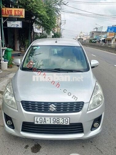 Suzuki Ertiga STD 1.4 – Đời 2014 – Xe Gia Đình