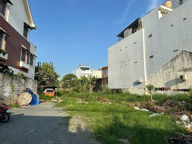 Bán nhà 72 Lê Văn Việt, Hiệp Phú; 1.625m2 Thổ cư (25x65); Bán 100 tỷ