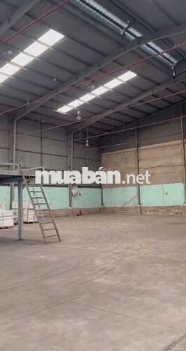 Kho diện tích 526m2 ở Đào Trí cần cho thuê gấp đường xe cont