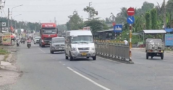 BÁN ĐẤT MẶT TIỀN QUỐC LỘ 60, GẦN MŨI TÀU CHỢ XẾP, MỎ CÀY BẮC, BẾN TRE