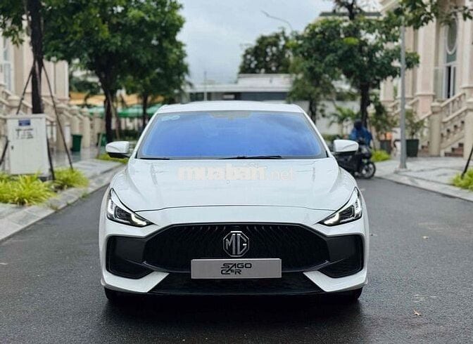 MG5 luxury 2024 - 18000 km