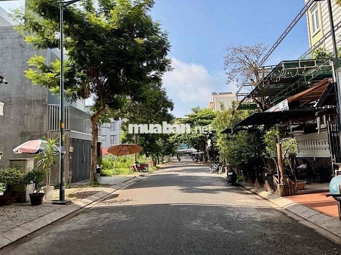 Bán đất thổ cư _ KDC Phong Phú 4 _ 100m2 _ 63tr/m2