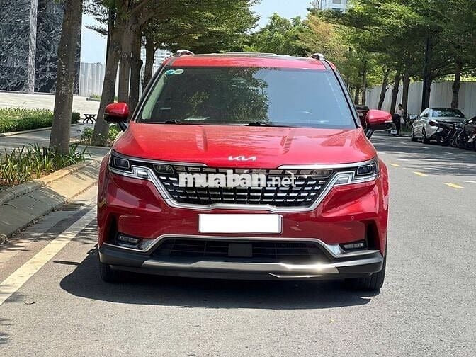 Kia Carnival 2022 Signature màu đỏ diesel