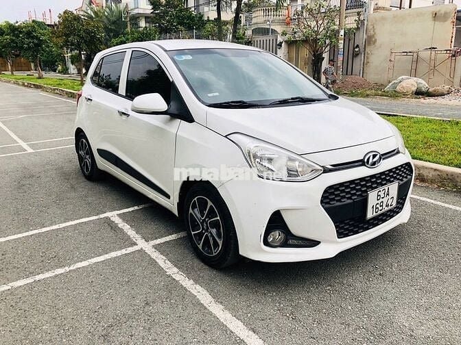 Bán xe i10 Hatchback Đời 2020, Chạy 9 vạn, Bao zin