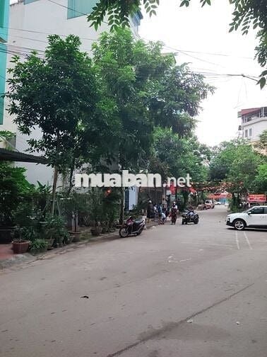 Phú Diễn, Đất 40m2, MT 4.5m, Phân Lô, Vỉa Hè, Ô Tô Tránh, KD, 12.9 tỷ.