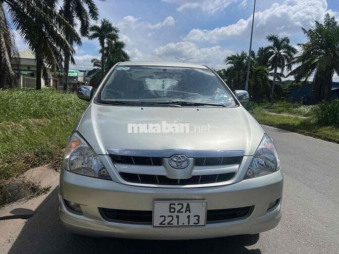 Toyota Innova 2006 G - 220000 km