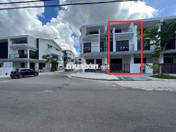 CẦN BÁN Nhà thô 3 Tầng mặt tiền  KQH 44 Trần Thái Tông ,thành phố Huế