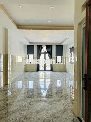 Cho thuê mặt bằng làm văn phòng, diện tích 61,4m2