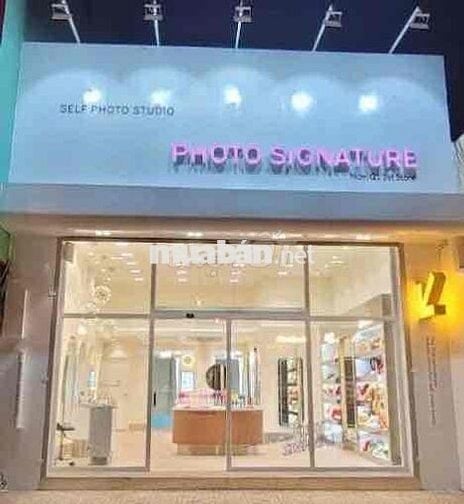 NGANG 6,5M, CÓ LỀ, SÂN RỘNG TẠI 86 NGUYỄN THÁI HỌC QUẬN 1