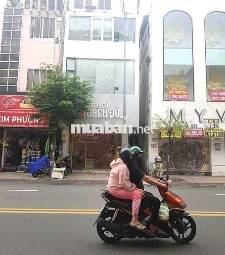 Chính chủ cho thuê góc 2MT đường Võ Văn Tần quận 3 giá chỉ 30 triệu