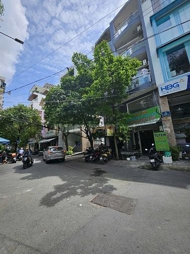 TOÀ NHÀ KHU PHAN XÍCH LONG, HẦM, 6 TẦNG, 49,5 TỶ