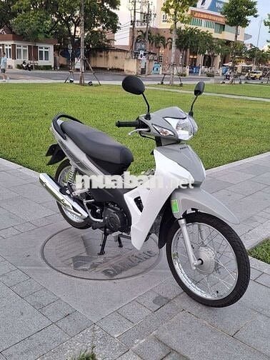 Wave A Xám Trắng. Biển 43 Như mới