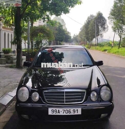 Mercedes Benz E class E240 AT 2000