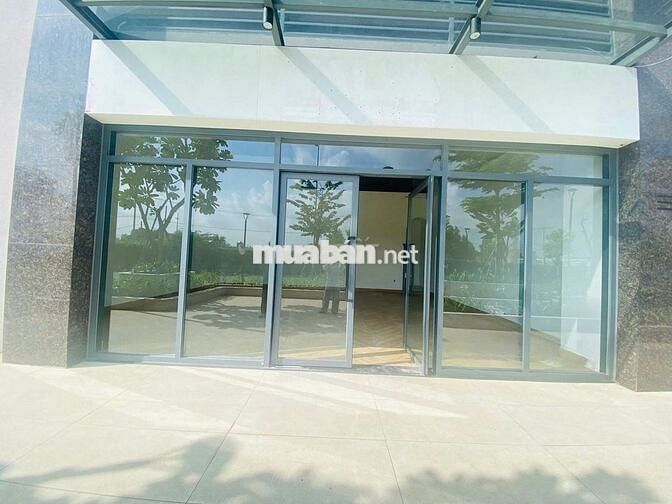 81m2 - Giá 23 triệu/tháng - Cho thuê Shophouse ngay cổng Q7 Riverside