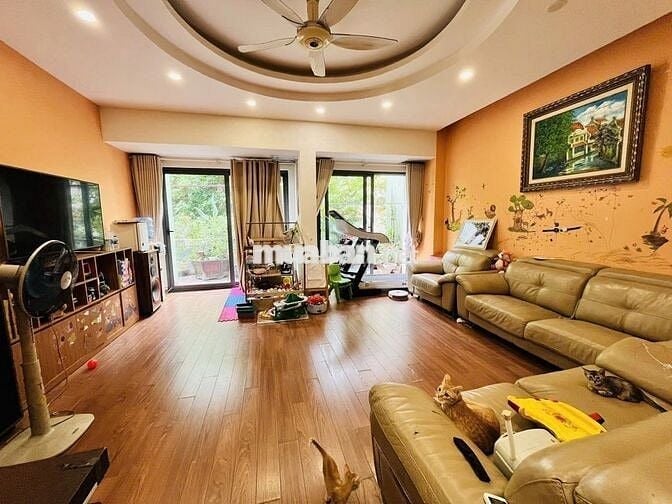 Bán Biệt thự KĐT Dịch Vọng, Cầu Giấy, 102m x 4T, 2 thoáng