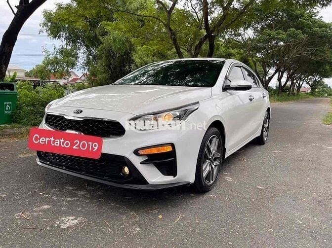 Kia Cerato 2019 1.6 MT - 95000 km