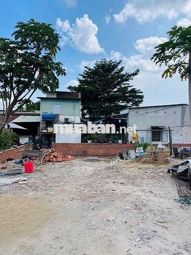 BÁN LÔ ĐẤT HXH ĐẬU GÕ _ DT 4,5X 17:78,M² _GiA BÁN 4,7 Tỷ.
