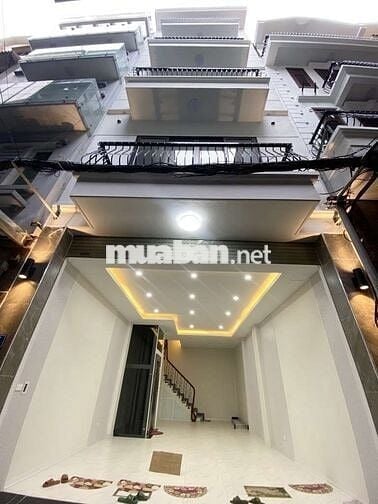 Bán CCMN Tân Triều 46m2 7 tầng 12 ngủ thang máy,ô tô đỗ cửa 14.2 tỷ