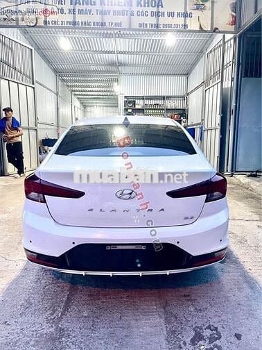 Hyundai Elantra 2.0 AT 2021 - 515 Triệu