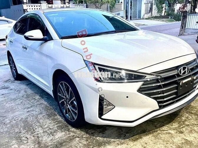 Hyundai Elantra 2.0 đời 2021 chạy 38500km