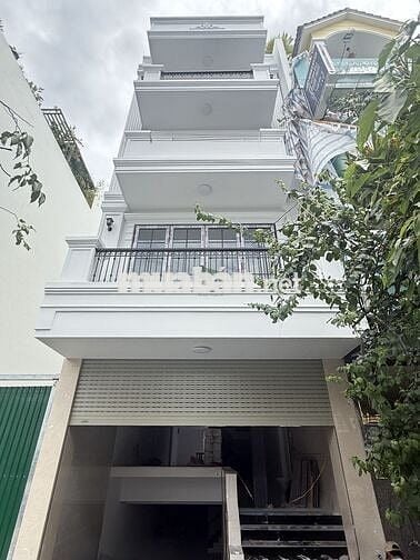 CHO THUÊ NHÀ KINH DOANH 4 TẦNG CÓ THANG MÁY ĐƯỜNG THÍCH QUẢNG ĐỨC