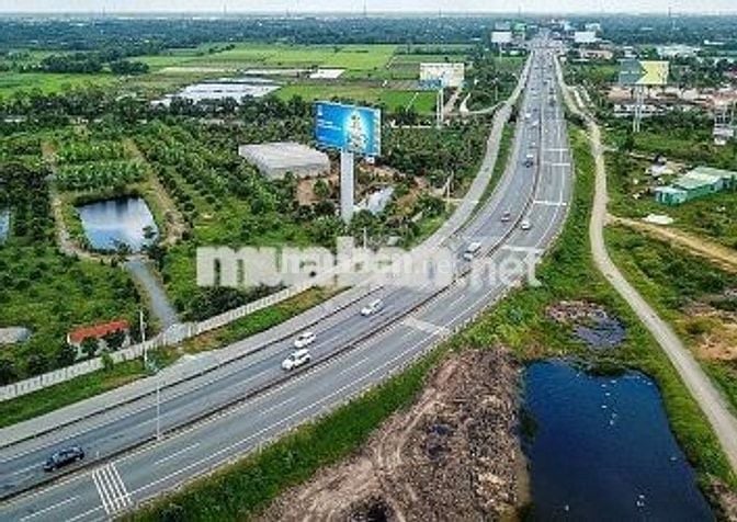 Đất có 300m2 thổ cư, gần khu công nghiệp Trần Đề, gần cảng Trần Đề