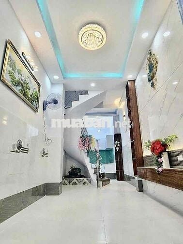 Nhà Tùng Thiện Vương, Quận 8, Nở Hậu, gần cầu Chà Và, 5PN,