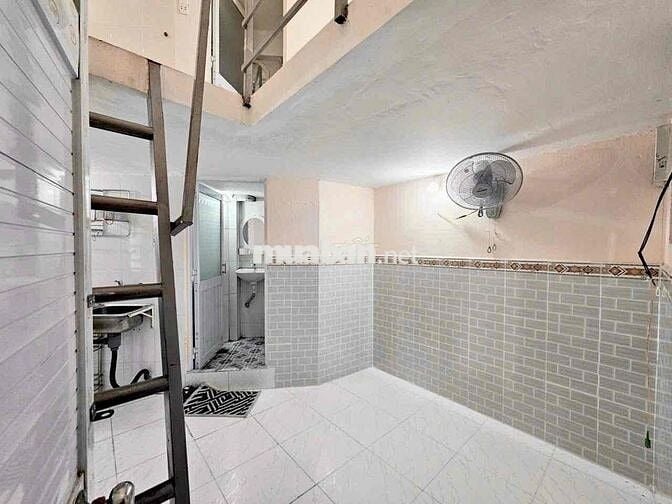 🏡Phòng trọ giá rẻ gác đứng 2wc 5p ra đại học văn hiến và di chuyển TT