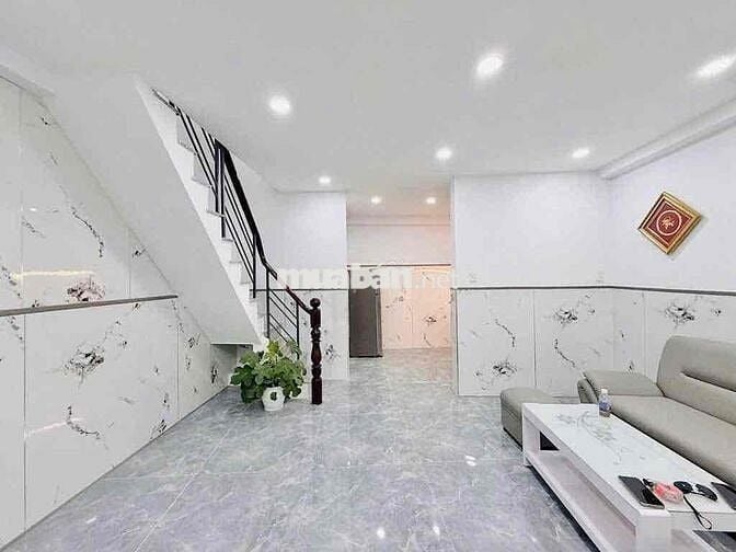 Ngang xịn gần 5m - 2 Tầng Tân Bình - 2PN & 2WC - 3 bước chân ra HXH