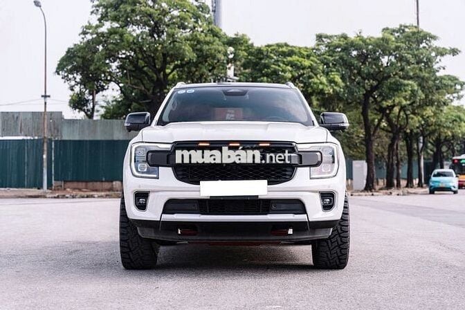 Ford Everest Titanium+ 2.0 AT 4x4 2024 - 19000 km