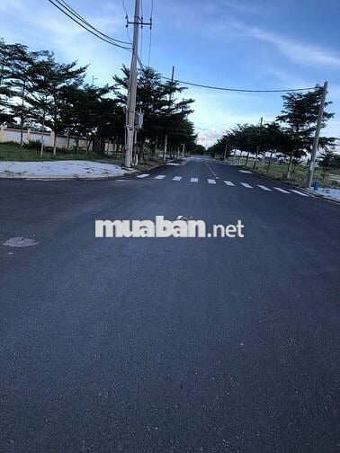 bán lô đất dư án RIVER VIEW  đường 20m2 chỉ 1ty4