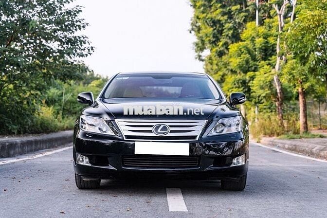 Lexus LS 600hL 2010 - 98000 km