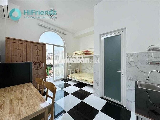 Căn hộ mini Full nội thất thang máy Dương Bá Trac Q8 có ban công nhỏ