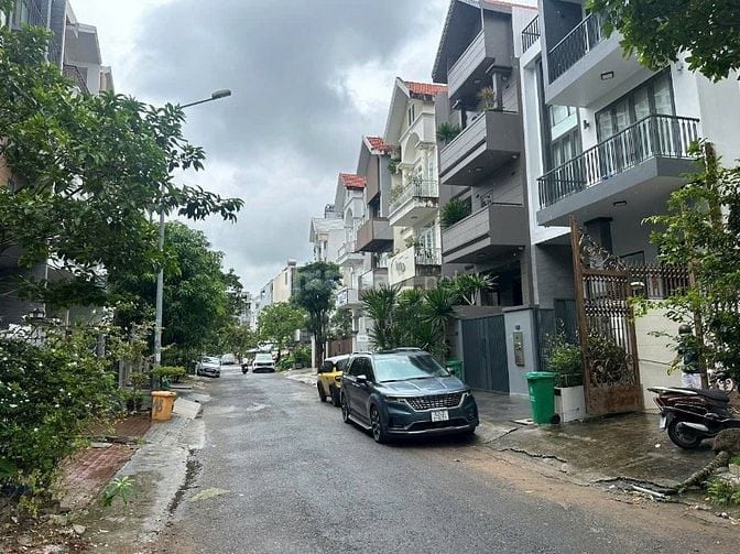 Bán đất nền 7,5x20 Him Lam Kênh Tẻ Q7  giá 217T/m2 