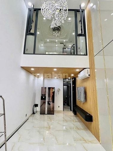 NHÀ NGAY TRUNG TÂM QUẬN 3 HẺM Ô TÔ 5 TẦNG CHẮC CHẮN THANG MÁY VI VU.