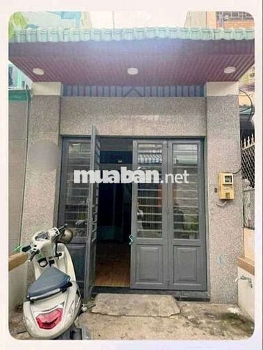 Cho thuê nhà mới đẹp hẻm 7m ngay ngã tư Trung Chánh, Quận 12