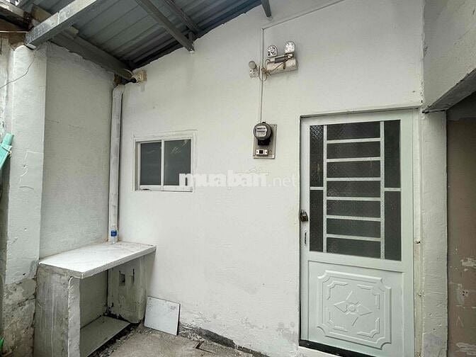 phòng trọ 8m2 đường nguyễn biểu  quận 5