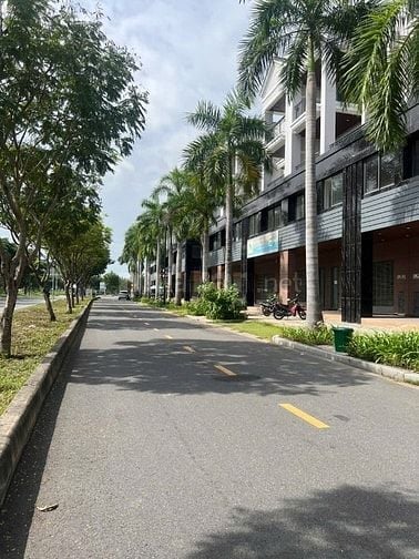 Cần sang nhượng Shophouse, đã hoàn thiện cơ bản, Zeitgeist GS 