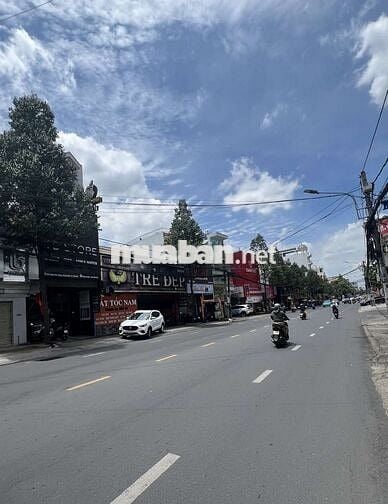 Cho thuê mặt bằng mặt tiền Phạm Văn Thuận, ngay Vincom Biên Hòa