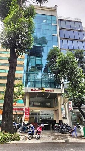 BÁN NHÀ MẶT TIỀN MẠC ĐỈNH CHI, ĐAKAO, QUẬN 1 DT:9.7X23M HẦM,9 TẦNG 240