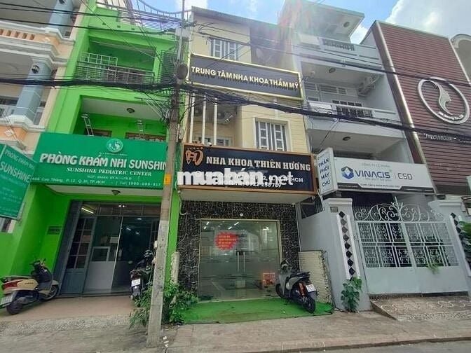 CHO THUÊ NHÀ NGUYÊN CĂN MẶT TIỀN CAO THẮNG, GẦN HỒ KỲ HÒA QUẬN 10.