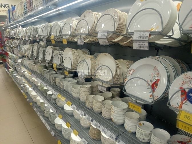 Dịp Trung Thu- Cửa Hàng Tiện Lợi Nhận 5 Nhân Viên Đi Làm Luôn